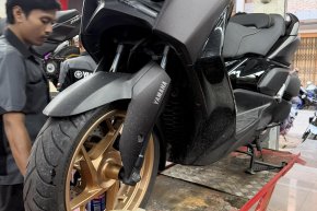 Yamaha XMAX น้ำมันเครื่องหาย เพราะอะไร?