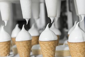 แนวทางการใช้สารทดแทนไขมันในไอศกรีมไขมันต่ำ Guideline for Application of Fat Substitutes in Low-fat Ice Cream