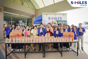 S Miles Group continues its care for the second year with the S.MILES Pantry Cabinet project, donating jumbo canned fish to boost physical strength and spread smiles among employees and residents.