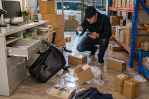 ร้านพัสดุโดนขโมย ทำยังไง (ตั้งสติให้ถูก แก้ปัญหาให้ไว)