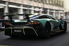 Aston Martin Valhalla เปิดตัวสร้างความฮือฮา บนสนามแข่งระดับตำนาน Monaco Grand Prix