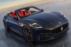 Maserati เผยโฉม GranCabrio Trofeo เปิดประทุนผ้าใบสุดหรู 550 แรงม้า