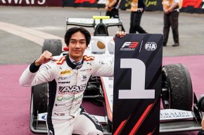 เติ้น ทัศนพล อินทรภูวศักดิ์  นักแข่ง F3 ชาวไทยคนแรก!! สร้างประวัติศาสตร์บทใหม่ คว้าชัยชนะ ณ สนาม Silverstone ประเทศอังกฤษ
