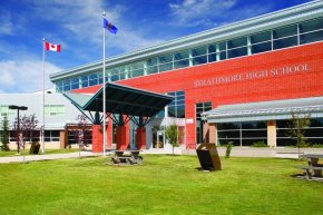 โรงเรียนมัธยมเเคนาดา_Study_in_Canada_เรียนต่อแคนาดา_Golden_Hills_Strathmore_High_School