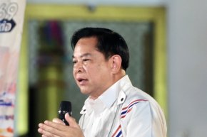 ภาพบรรยากาศ "นายพีระพันธุ์ สาลีรัฐวิภาค" หัวหน้าพรรครวมไทยสร้างชาติ แสดงวิสัยทัศน์ ในรายการเลือกตั้ง 69