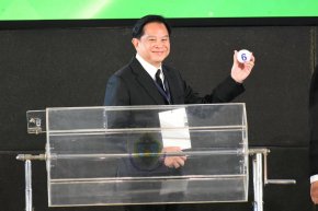 รวมไทยสร้างชาติ คิกออฟสู้ศึกเลือกตั้ง คว้า เบอร์ 6 ชู 6 เสาหลัก แก้วิกฤต-พลิกโฉมประเทศไทย