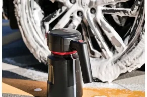 A subdistrict community disaster early-warning center and its equipment storeroom chooses the Sylvonette cordless electric foam sprayer to match 2026 government procurement standards