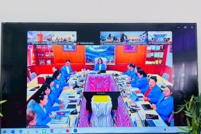 สพป.ชลบุรี เขต 1 พบเพื่อนครู