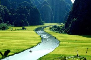 เชิญชม ธรรมชาติที่ฮาลองบก เวียดนามเหนือ