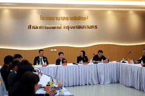 ต้อนรับรศ.ดร.ทวิดา กมลเวชช รองผู้ว่าราชการกรุงเทพมหานคร ในการตรวจความก้าวหน้า smart hospital ตามนโยบายสุขภาพดีของกรุงเทพมหานคร