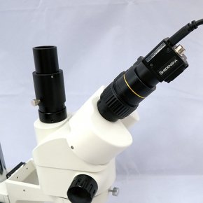About connecting the stereo microscope camera