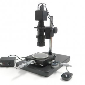 Difference between profile projector and microscope