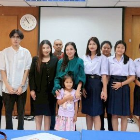 การต้อนรับผู้ปกครองและนักศึกษา สาขาวิชาการจัดการนวัตกรรมการค้า เข้าร่วม **สัมภาษณ์ทุนการศึกษา และเซ็นสัญญารับทุน** ประจำปีการศึกษา 2569 (รอบที่ 3)