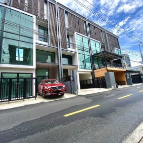 EHL-233865 ขาย/เช่าบ้านโฮมออฟฟิศลาดพร้าว-รัชดา 