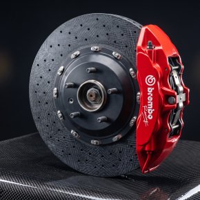 ชุดเบรกคาร์บอนเซรามิก Brembo CCM-R ระดับสนามแข่งสำหรับ Supercar