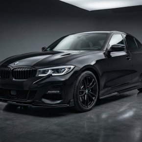 รถยนต์ติดตั้งชุดแต่งแอโรพาร์ทคาร์บอนและ Gloss Black จาก Maxton Design