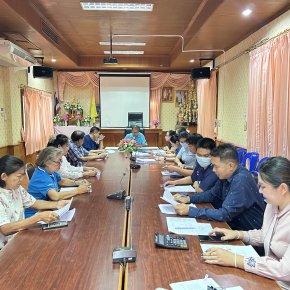 ร่วมประชุม คณะกรรมการศูนย์พัฒนาคุณภาพชีวิตผู้สูงอายุและผู้พิการเทศบาลตำบลท่าเชียงทอง 