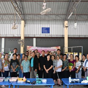 ส่งเสริมอาชีพการทำดอกไม้จันทร์และพวงหรีด หมู่ที่ 1 บ้านป่าซางน้อย