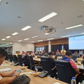 เข้าร่วมการประชุมเชิงปฏิบัติการขับเคลื่อนการพัฒนาความปลอดภัยด้านอัคคีภัยในระดับพื้นที่ ประจำปีงบประมาณ พ.ศ. 2568 จังหวัดลำพูน