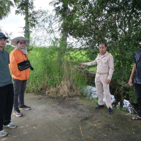 ลงพื้นที่สำรวจลำเหมืองกรณีน้ำท่วมขังถนนทางเข้าสวน หมู่ที่ 2