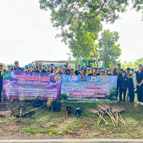 จัด"กิจกรรมปรับปรุงภูมิทัศน์ ตัดกิ่งไม้ที่บดบังทัศนะวิสัย จุดเสี่ยงอุบัติเหตุ ในเขตพื้นที่เทศบาลตำบลท่าเชียงทอง" ภายใต้การดำเนินโครงการเสริมสร้างศักยภาพชุมชนท้องถิ่น สร้างชีวิตวิถีใหม่ สู่อำเภอขับขี่ปลอดภัย