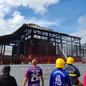  ออกเหตุดับไฟไหม้บ้านเรือนประชาชน เขตพื้นที่เทศบาลตำบลป่าซาง