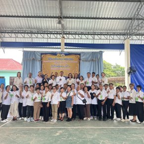 พิธีมอบใบประกาศนียบัตรแก่ผู้สำเร็จการศึกษา นักเรียนโรงเรียนผู้สูงอายุเทศบาลตำบลท่าเชียงทอง