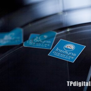 สกรีนโลโก้อะคริลิค รับสกรีนโลโก้ลงบนโล่อะคริลิใส ทรงคริสตัล ลาย ไทยสมุทร