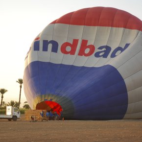 ขึ้นบอลลูนที่อียิปต์ รับแสงแรกบนฟ้ากันที่ Luxor , Egypt