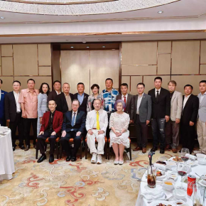 【งานเลี้ยงรับประทานอาหารครั้งแรกของสมาคมสื่อใหม่ไทยจีนร่วมกับผู้นำองค์กรชาวจีนโพ้นทะเล】