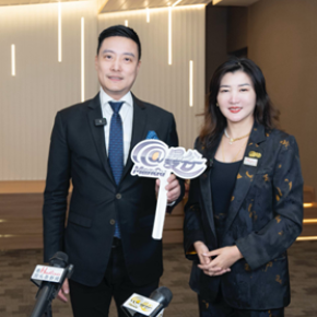 คุณกัวรุ่ย ประธานกลุ่มเอเชียแมส ประเทศไทย ประธานสำนักข่าวไทยเฮดไลน์นิวส์ และประธานนิตยสาร ManGu Bangkok ได้ร่วมพูดคุยกับคุณ KHANIST SRIVAJIRAPRABHA CEO ของบริษัท Nex Point Automotive