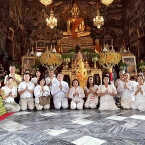 ศรัทธาล้นหลาม พิธีศักดิ์สิทธิ์ ปาฏิหาริย์แห่งบุญบารมี พิธีสมโภชพระพุทธมหาจักรพรรดิชนะมาร สะเทือนโลกธาตุ เปิดขุมทรัพย์จักรวาล  ณ วัดอรุณราชวราราม