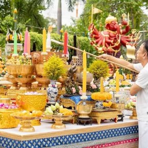 สะเทือนฟ้าดิน บารมีแผ่ไพศาล มหาพิธียกฉัตรพระประธาน มงคลสูงส่ง บวงสรวงพระแม่ธรณี เบิกเนตรพระพิฆเนศ หนุนนำชีวิต เปิดขุมทรัพย์แห่งความสำเร็จ