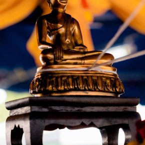 พิธีเททองหล่อพระพุทธรูป พระทศพลญาณเมตตาบารมี