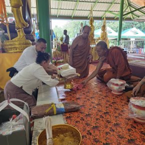 มูลนิธิพุทธภูมิธรรม เป็นเจ้าภาพในการทอดผ้าป่า สามัคคีเพื่อบูรณะ-ซ่อมแซมเสนาสนะ วัดซำขามถ้ำยาว จ.ขอนแก่น