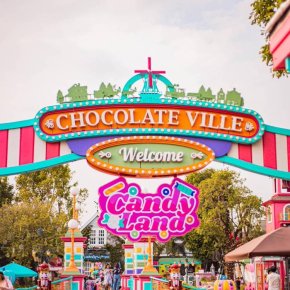 Chocolate Ville European Style Theme Park Restaurant & Disneyland Village + Liab Duan Night Marketc