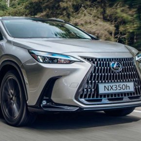 เปลี่ยนแบตเตอรี่ Lexus NX350h ตรงรุ่น ไม่ต้องดัดแปลง!