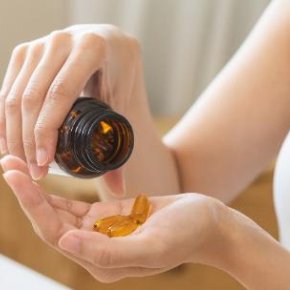 สร้างแบรนด์อาหารเสริมชะลอวัย (Anti-Aging): เจาะขุมทรัพย์ตลาดผู้สูงอายุที่กำลังเติบโต