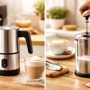 เครื่องทำฟองนมไฟฟ้าและเครื่องตีฟองนมแบบมือดึงบนเคาน์เตอร์ Home Cafe