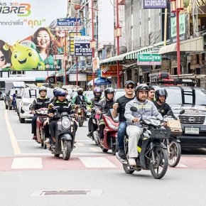 AIS 3BB FIBRE 3 เร่งฟื้นเน็ตบ้าน 1,000 หลังคาเรือน