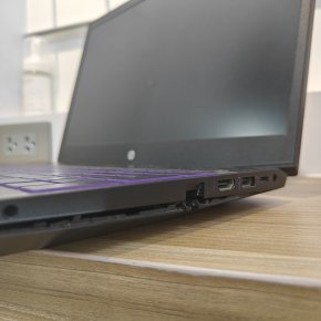 HP 15-CX แบตบวม จนดันบอดี้แยกออก