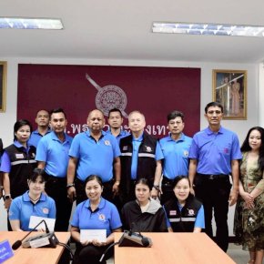 นายยุทธนา มาตเจือ ประธานหอการค้าฯ ร่วมงานทำบุญเลี้ยงเพลพระ เนื่องในวันครบรอบวันสถาปนาสำนักงานพิสูจน์หลักฐานตำรวจ ณ พิสูจน์หลักฐานจังหวัดฉะเชิงเทรา  ในวันจันทร์ที่ 30 มิถุนายน 2568 เวลา 09.30 น. ไหว้ศาลพระภูมิ เลี้ยงพระเพล มอบทุนการศึกษาบุตรข้าราชการตำรวจ 