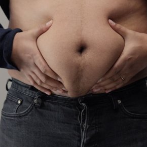 พุงโตเพราะอะไร ? เช็ก 5 สาเหตุที่ทำให้หน้าท้องไม่ยุบ