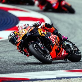 อิเนีย บาสเตียนินี ยังไม่คืนฟอร์มท้ายเรซแต่พอใจจบท็อป 5 ในถิ่น KTM 