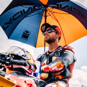 อิเนีย บาสเตียนินี ไม่พอใจปัญหาสุดแปลกของ KTM ที่ซิลเวอร์สโตน