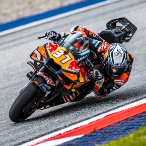 เปโดร อคอสต้า ฉลองชัย MotoGP ครั้งแรกที่ออสเตรีย ! 