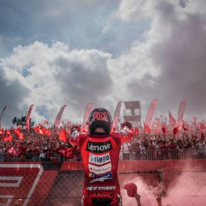 มาร์ก มาร์เกซ คืนบัลลังก์คว้าแชมป์โลก MotoGP  2025