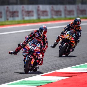 เปโดร อคอสต้า เผยสิ่งที่ได้เรียนรู้จากการดวล มาร์ก มาร์เกซ ในศึก Italian Grand Prix 2026