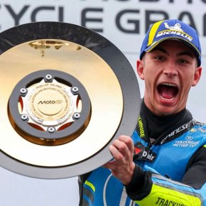 ราอูล เฟอร์นันเดซ เผยโมเมนต์สุดระทึกก่อนคว้าชัย Australian Grand Prix 2025