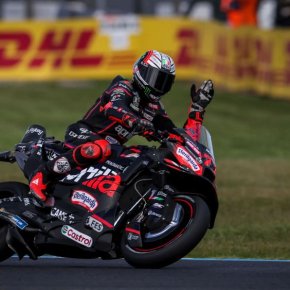 Aprilia 1 , 2 มาร์โก เบซเซคกี คว้าชัยสปรินท์ฟิลลิป ไอส์แลนด์